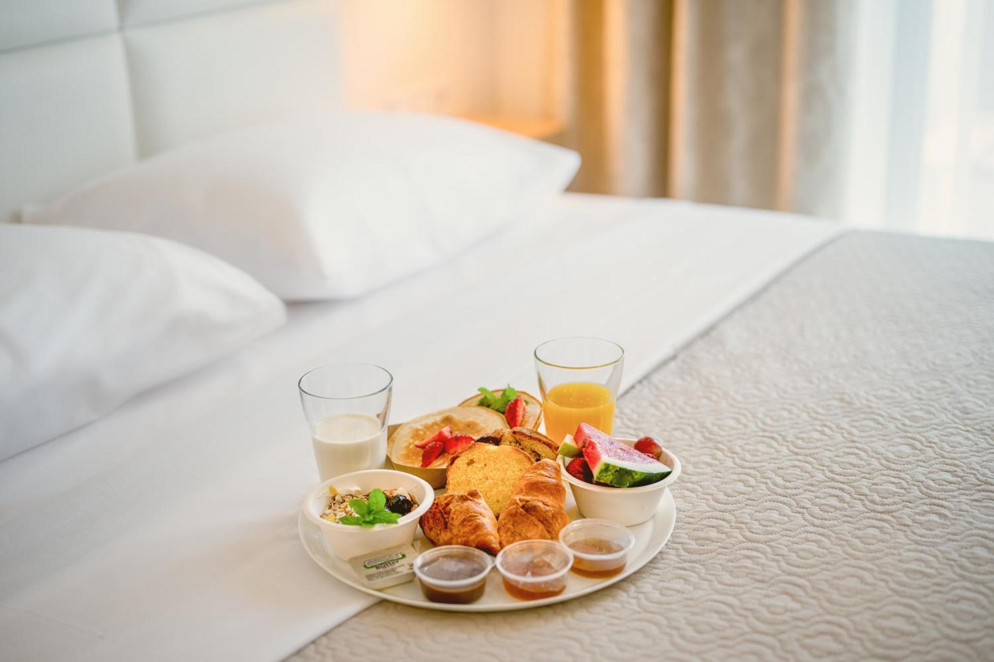 Mystery Suites And Apartments نيوي بوروي المظهر الخارجي الصورة