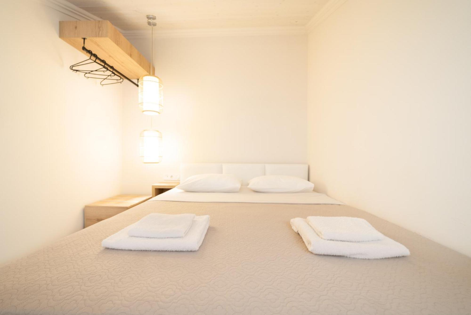 Mystery Suites And Apartments نيوي بوروي المظهر الخارجي الصورة