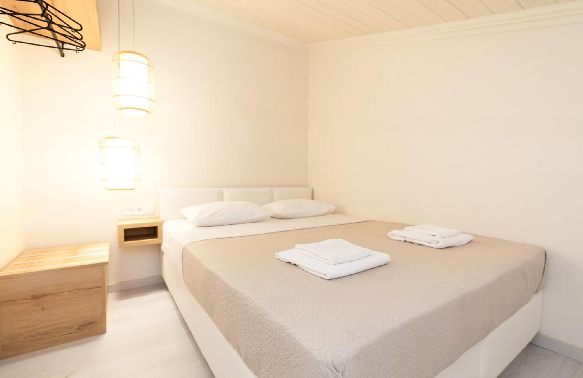 Mystery Suites And Apartments نيوي بوروي المظهر الخارجي الصورة