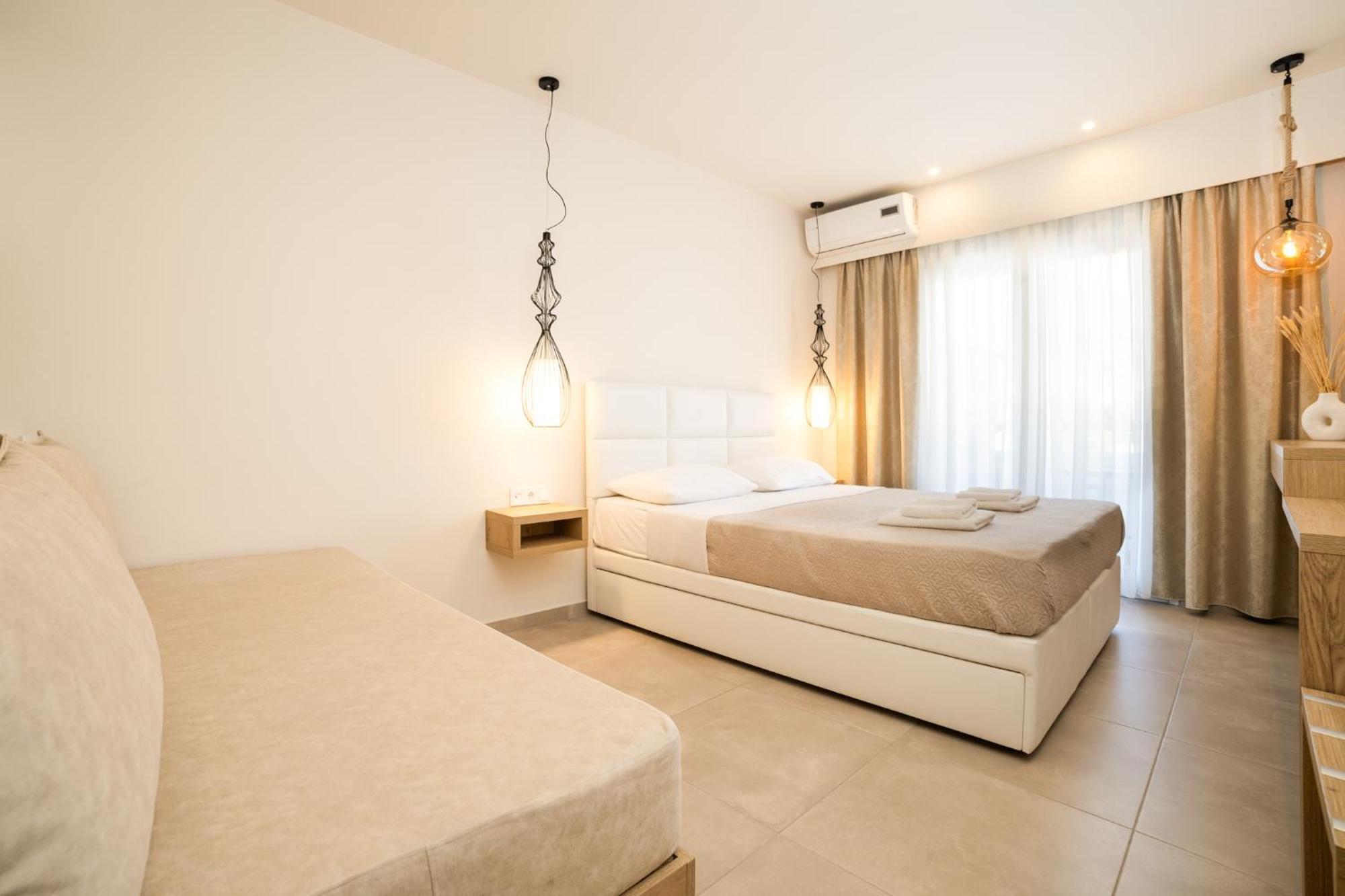 Mystery Suites And Apartments نيوي بوروي المظهر الخارجي الصورة