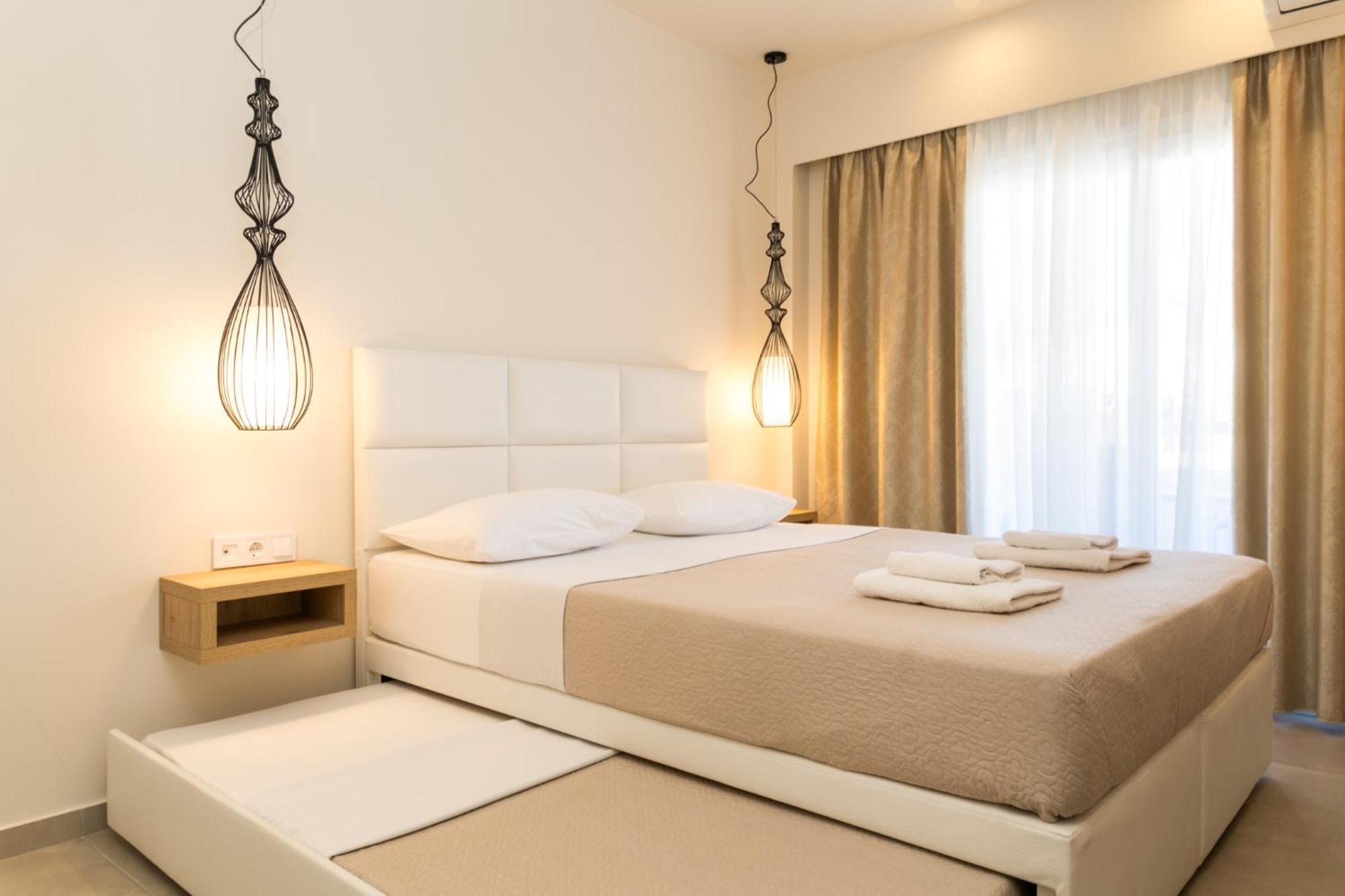 Mystery Suites And Apartments نيوي بوروي المظهر الخارجي الصورة